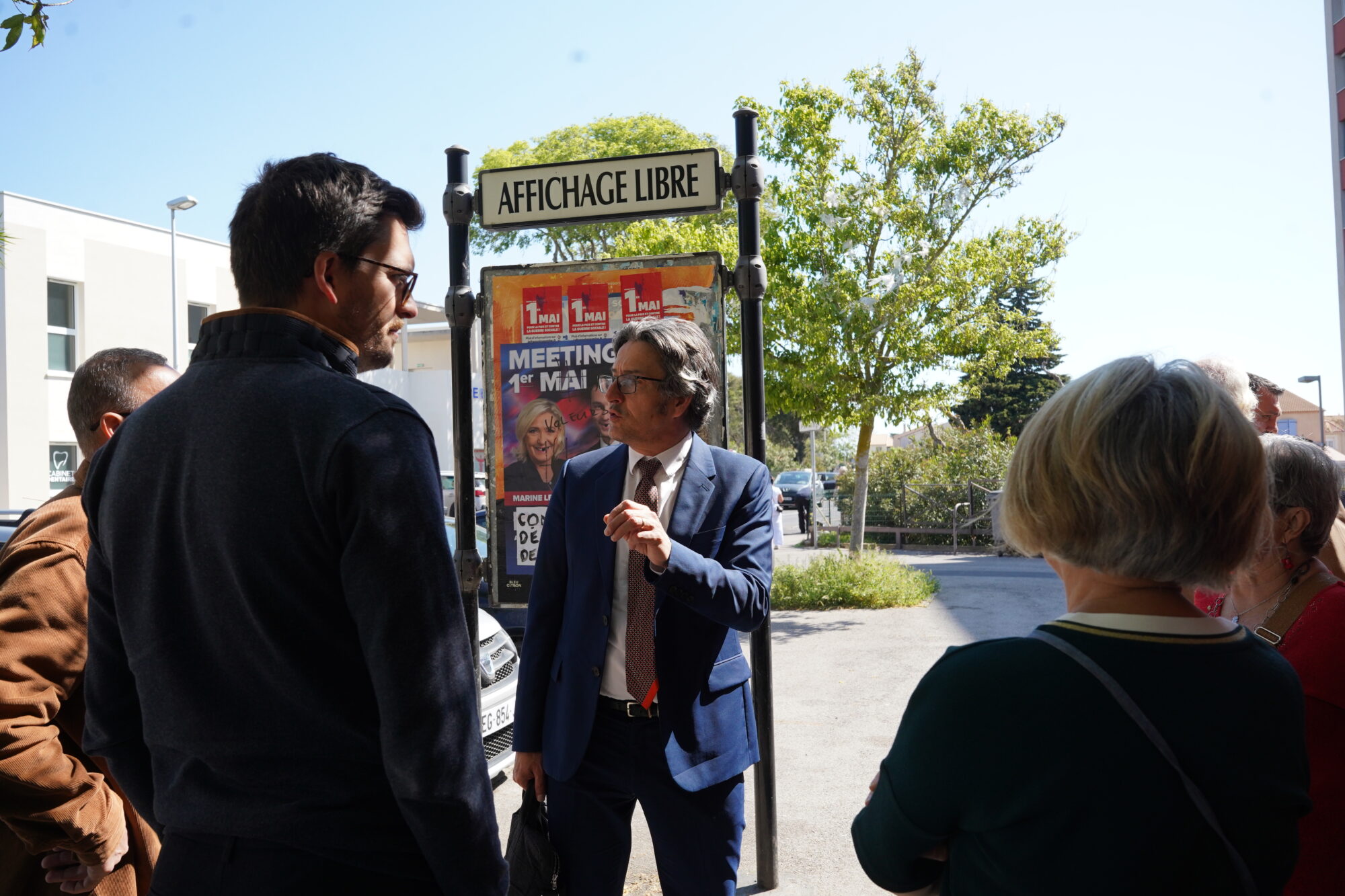 250429_VISITE_MAIRE_RUE_DES_LIERLES_AGENT_RIVERAINS_DELEMOTTE (1)