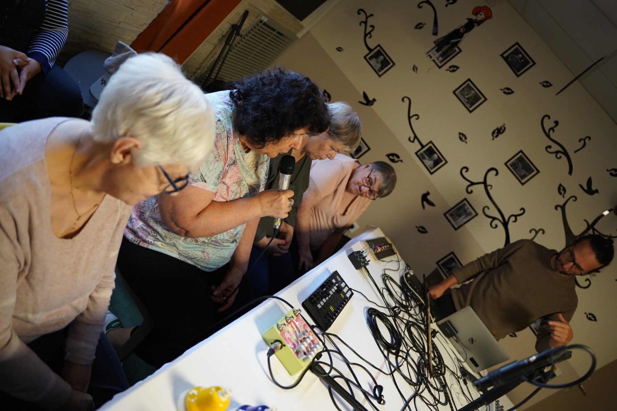 251030_ATELIER_EHPAD_ANATOLE_FRANCE_TARAKNA_COTTE (55)