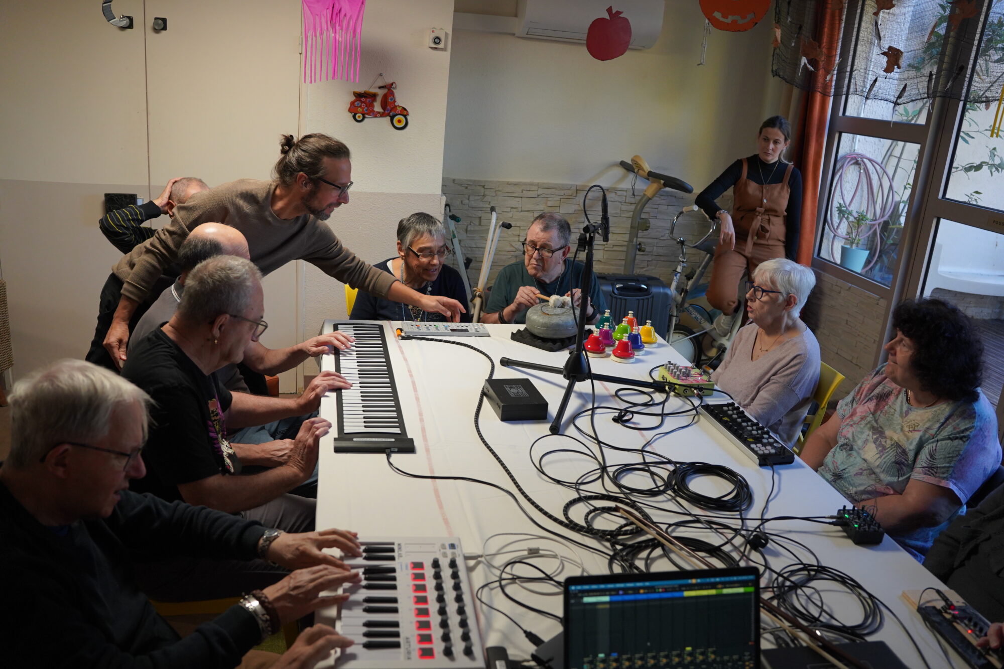 251030_ATELIER_EHPAD_ANATOLE_FRANCE_TARAKNA_COTTE (60)