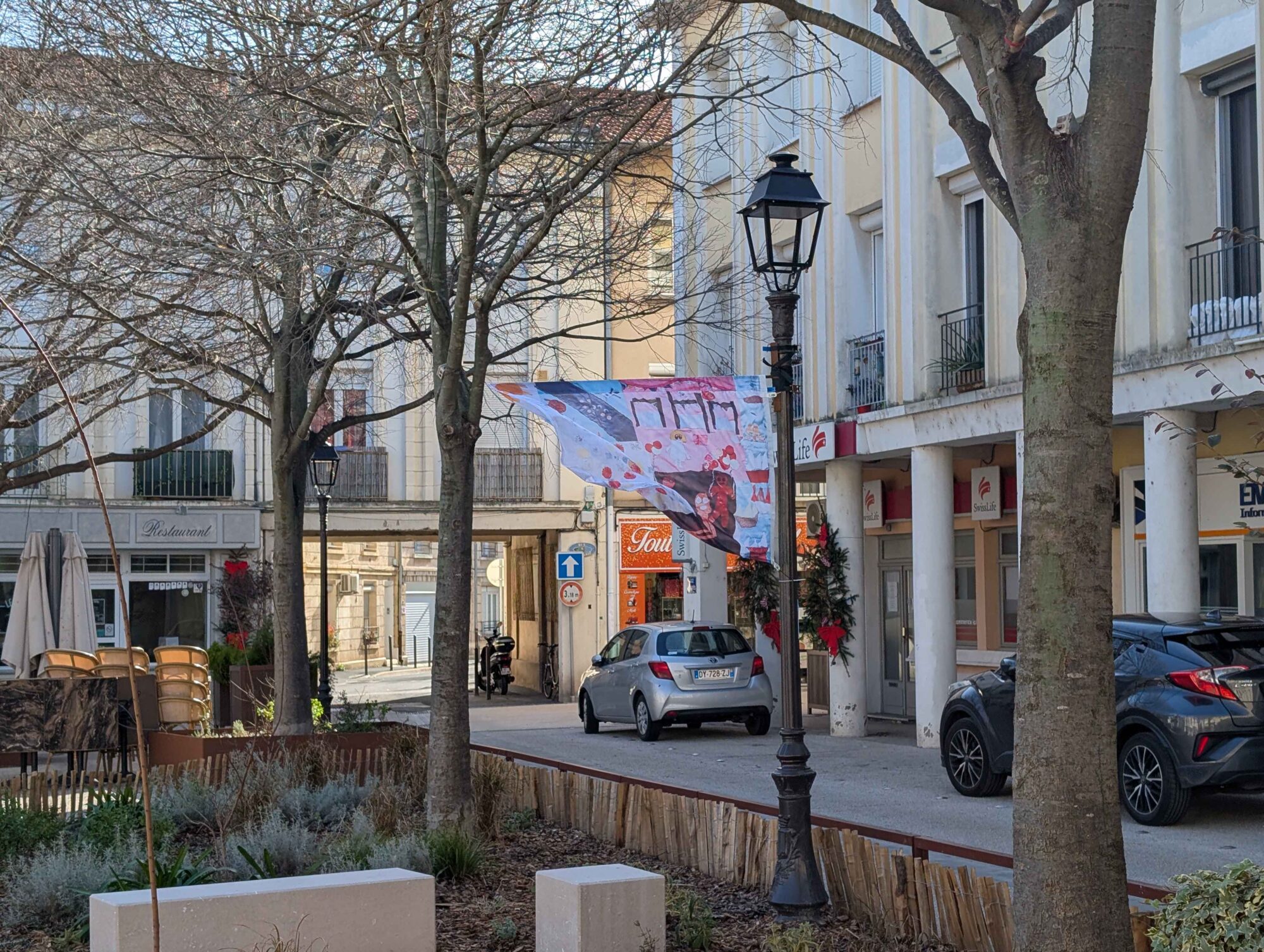 260211_ACCROCHAGE_DRAPEAUX_VILLE_TRIGANO9