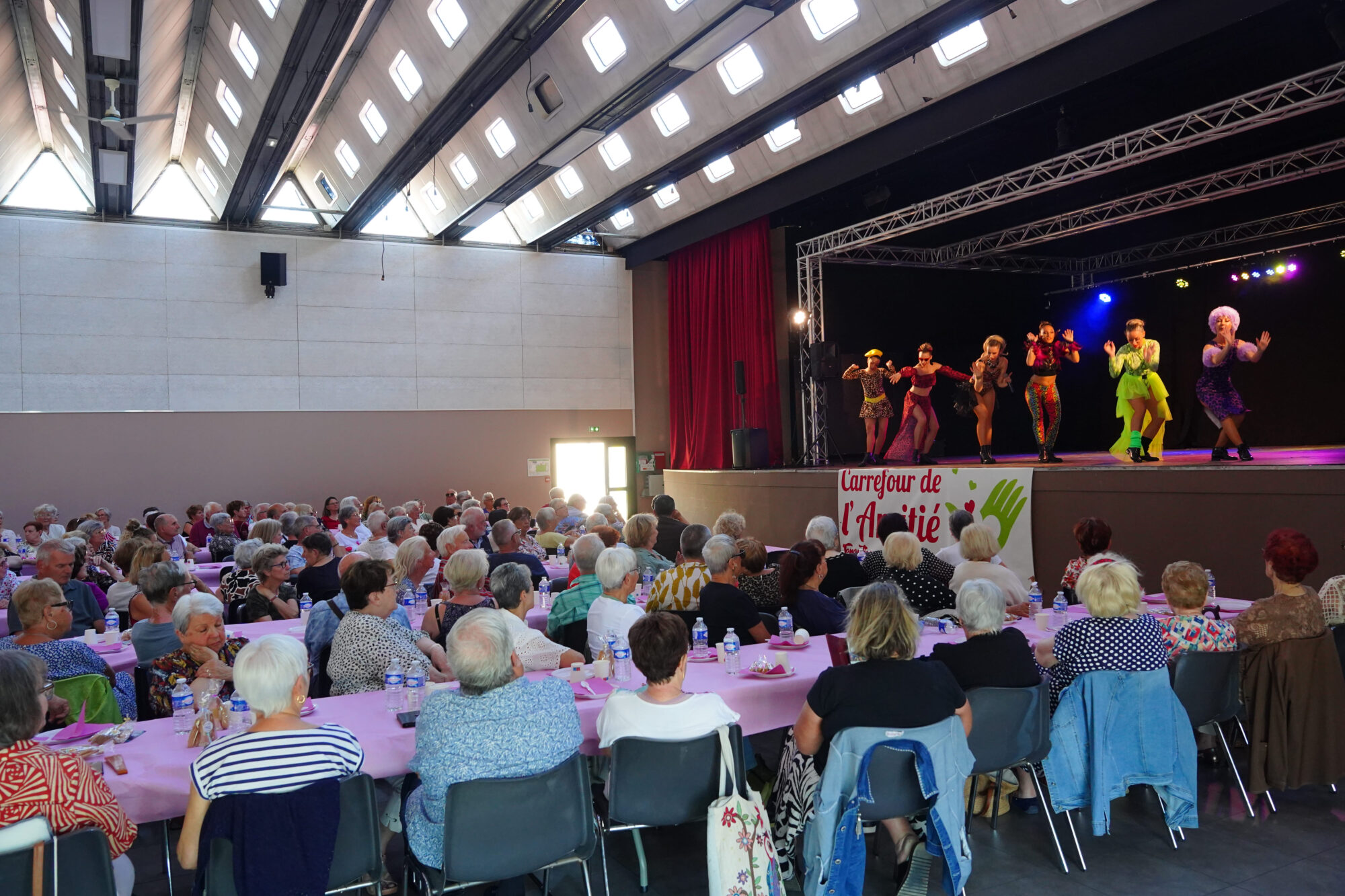 260521_GOUTER_SPECTACLE_CARREFOUR_AMITIE_FETE_MERES_DELEMOTTE (10)