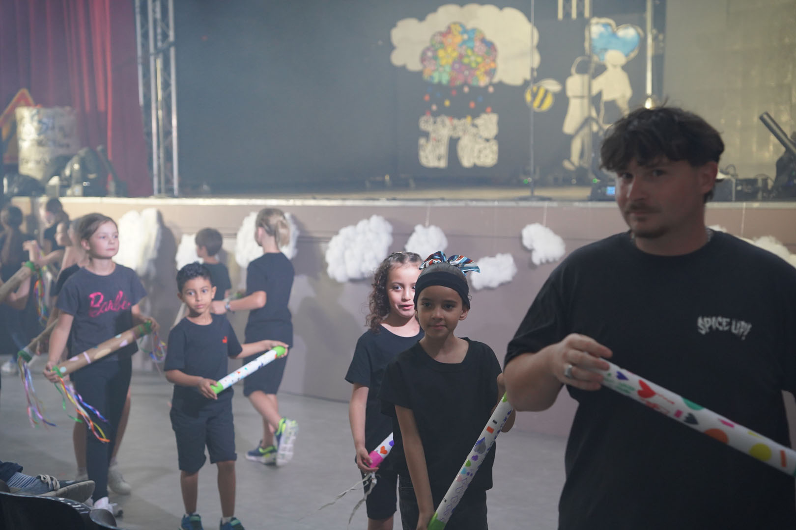 260605_INSTANT_FAMILLES_SPECTACLE_PAGNOL_LAVANDINS_SALLE_DE_L_AIRE_AL (23)