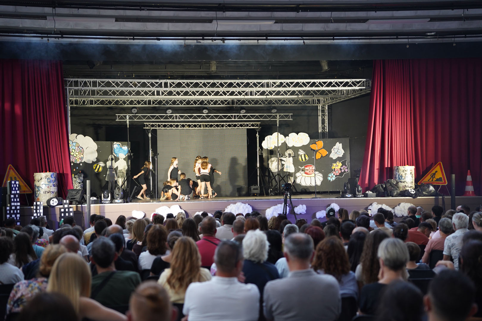 260605_INSTANT_FAMILLES_SPECTACLE_PAGNOL_LAVANDINS_SALLE_DE_L_AIRE_AL (25)