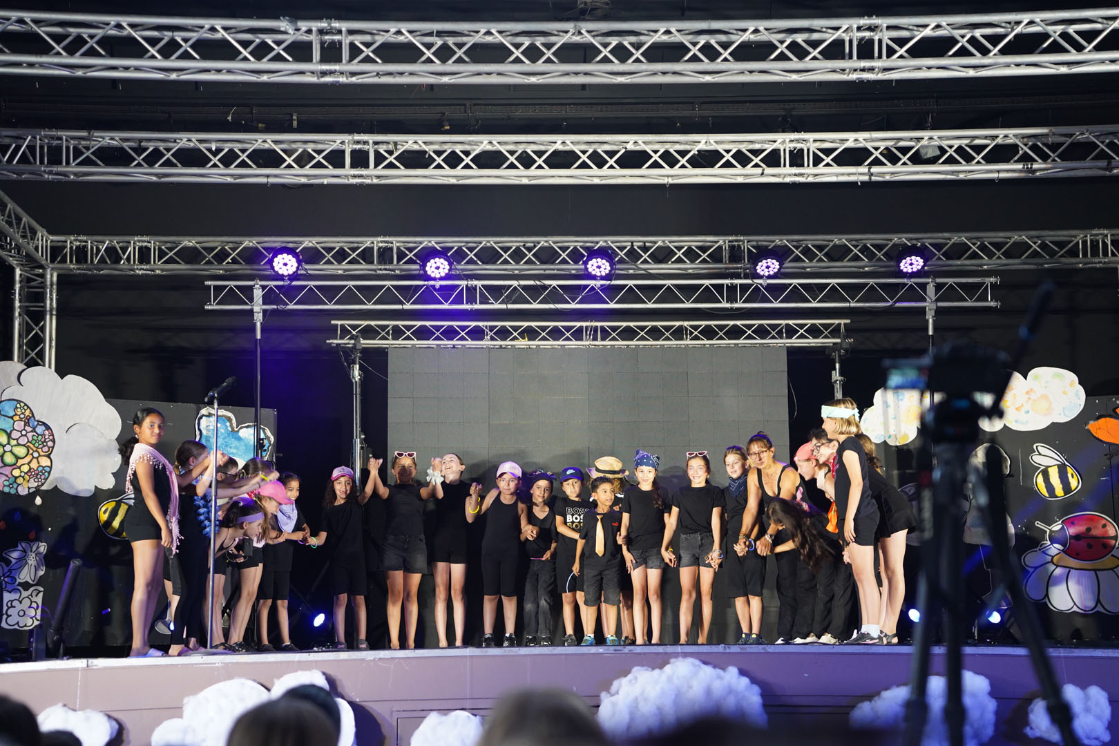 260605_INSTANT_FAMILLES_SPECTACLE_PAGNOL_LAVANDINS_SALLE_DE_L_AIRE_AL (43)