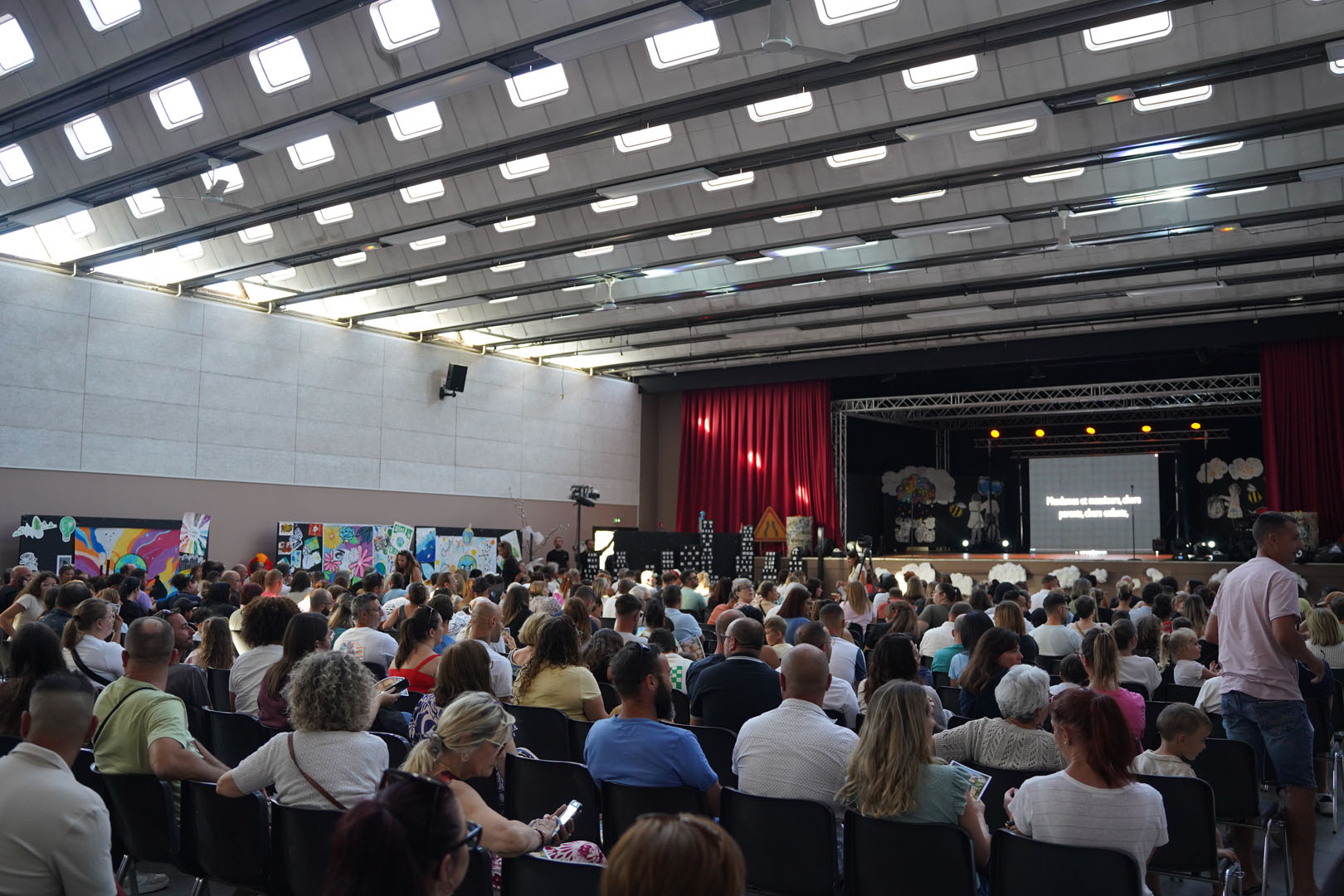 260605_INSTANT_FAMILLES_SPECTACLE_PAGNOL_LAVANDINS_SALLE_DE_L_AIRE_AL (6)