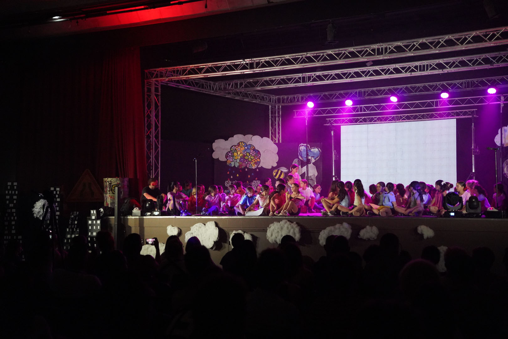 260605_INSTANT_FAMILLES_SPECTACLE_PAGNOL_LAVANDINS_SALLE_DE_L_AIRE_AL (68)