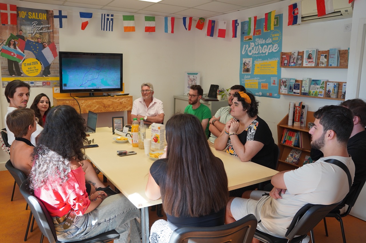 260608_DERNIERE_REUNION_AVANT_DEPART_DISCOVER_UE_VIDEO_TRIGANO42 - Grande