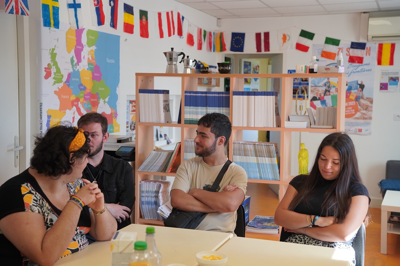 260608_DERNIERE_REUNION_AVANT_DEPART_DISCOVER_UE_VIDEO_TRIGANO47 - Grande