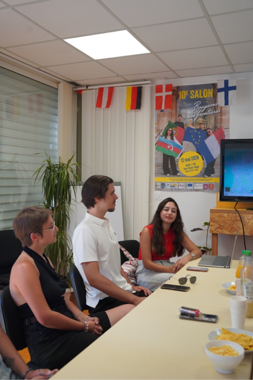 260608_DERNIERE_REUNION_AVANT_DEPART_DISCOVER_UE_VIDEO_TRIGANO52 - Grande