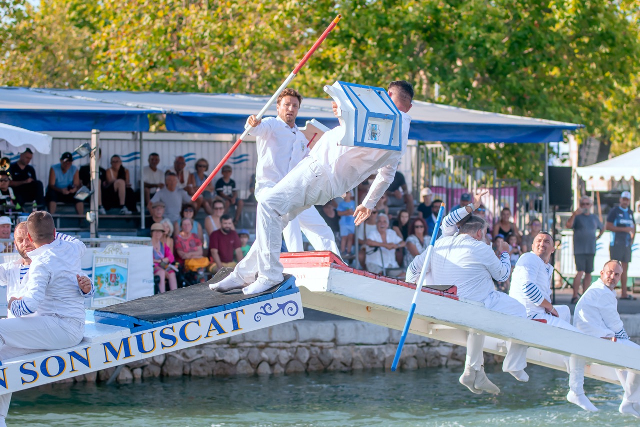 14_07_26_FESTIVITES_14_JUILLET_FRONTIGNAN_MOLINA-19 – Grande