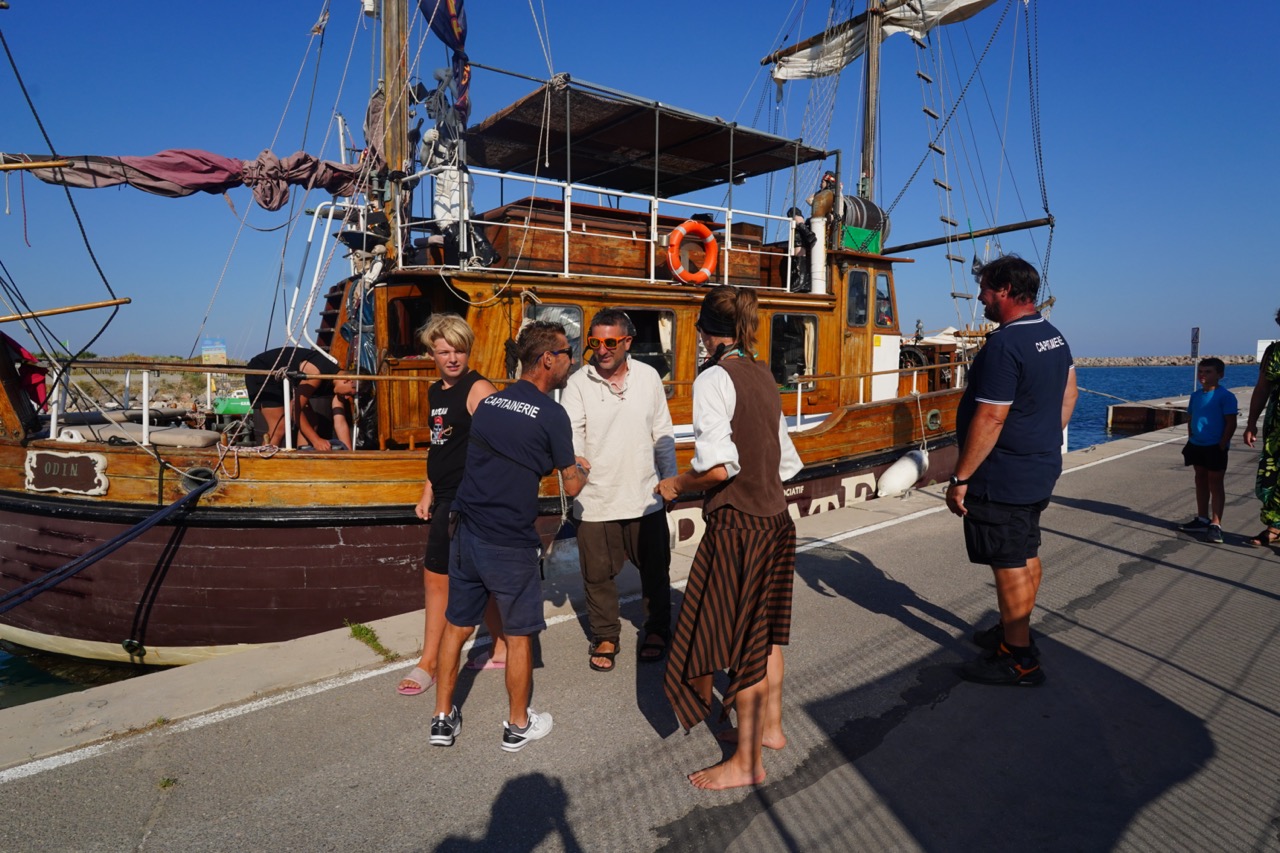 260709_ARRIVEE_BATEAU_AGENT_PIRATE_DELEMOTTE (19) - Grande