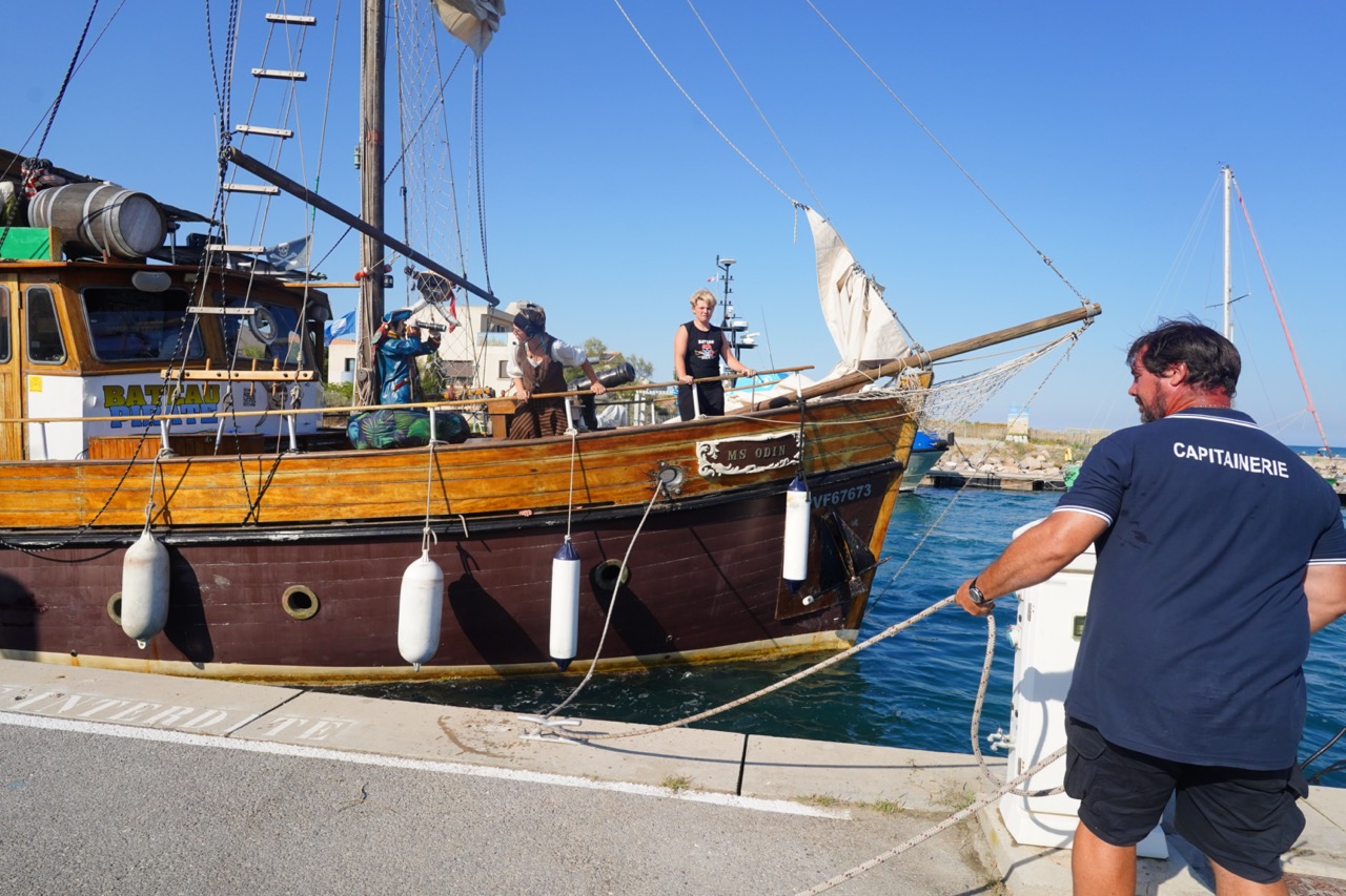 260709_ARRIVEE_BATEAU_AGENT_PIRATE_DELEMOTTE (5) - Grande