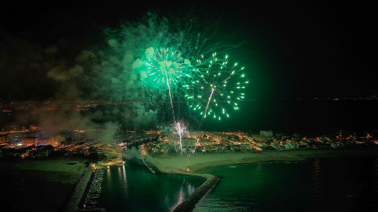 © DTS DRONE - Feux Artifice Fete du Port 14 Aout 2026-30 - Grande