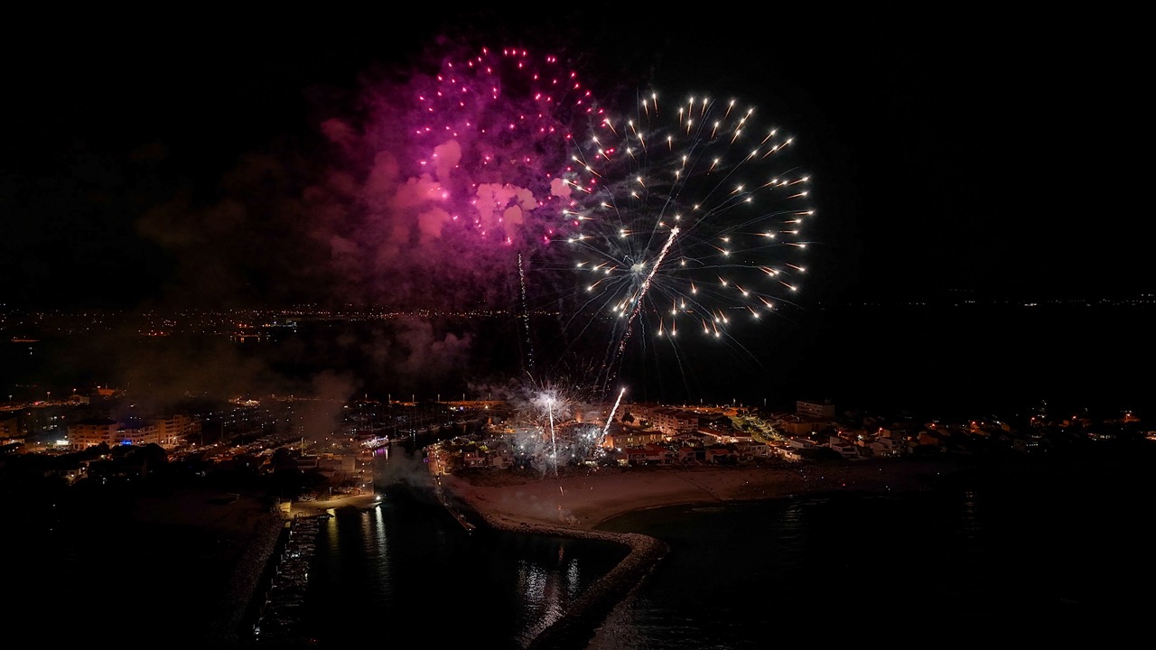 © DTS DRONE - Feux Artifice Fete du Port 14 Aout 2026-31 - Grande