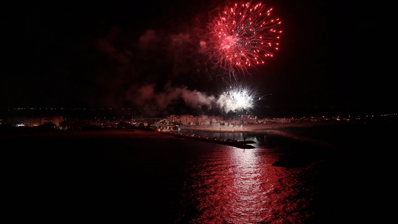 © DTS DRONE - Feux Artifice Fete du Port 14 Aout 2026-9 - Grande